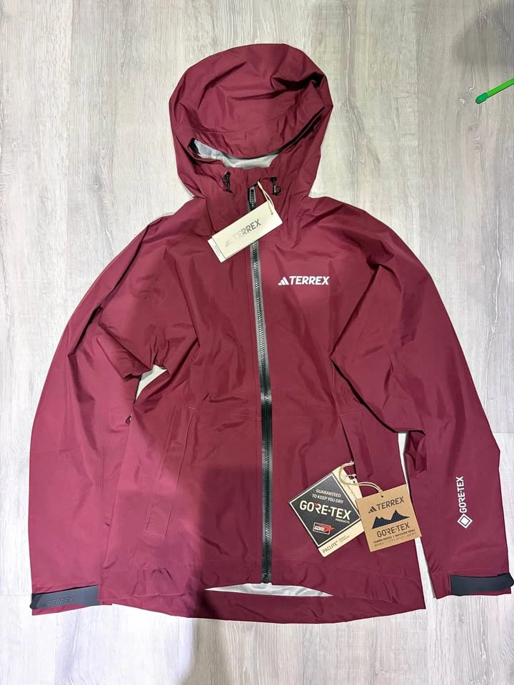 Adidas Gore-tex waterproof raincoat ski jacket