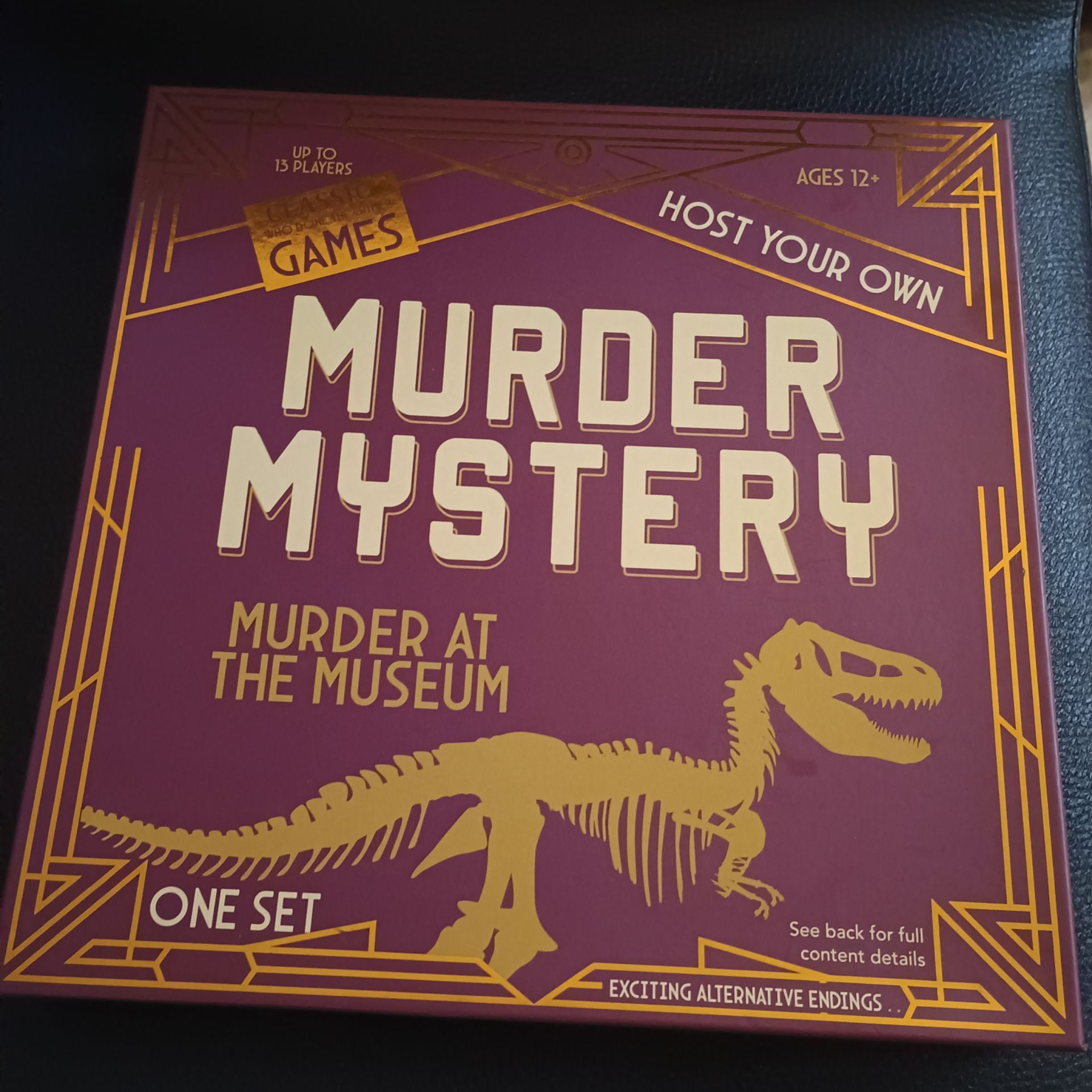 Murder mystery game set