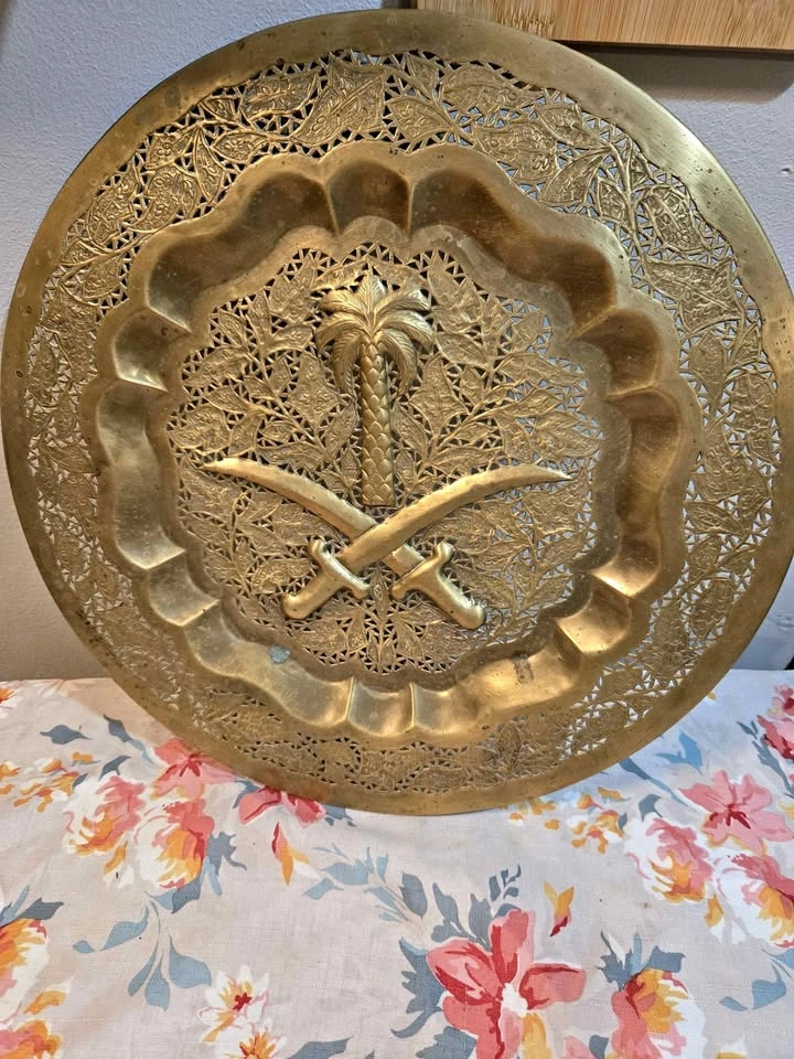 Vtg Middle Eastern Ornate Brass Saudi Arabian Tray Wall Hanger