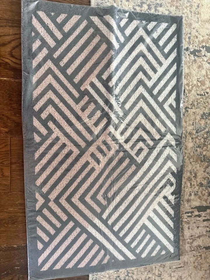 Cat litter mat