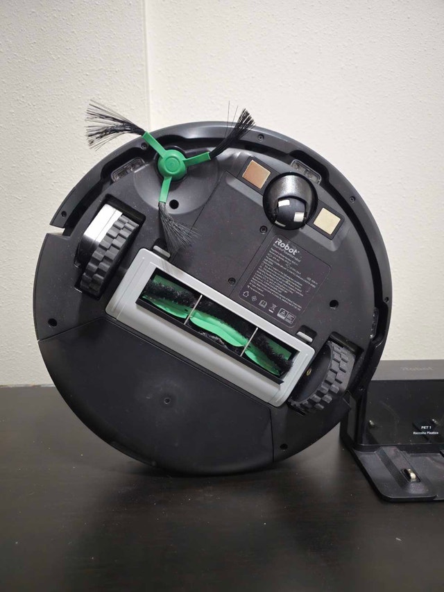 Roomba Essential Vacuum - photo 3