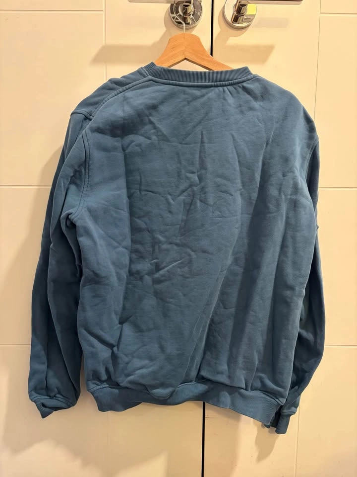 Herschel Pocket Sweatshirt in Blue - photo 4