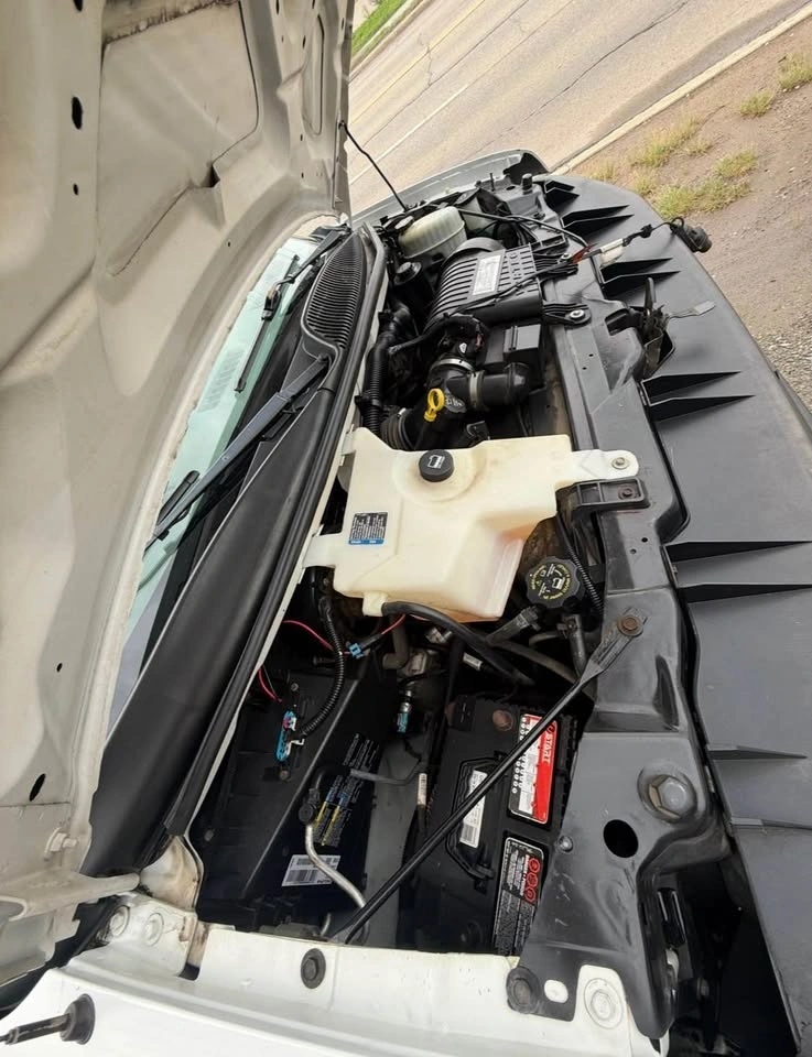 2008 Chevrolet G-Series 2500 - photo 3