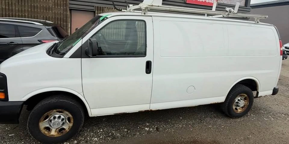 2008 Chevrolet G-Series 2500 - photo 4