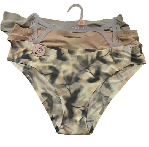 Branded Clothing & Accessories - Great Quality & Style