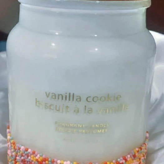 Cozy & Pampered Bundle: Robe, Candle & Beauty Set - photo 4