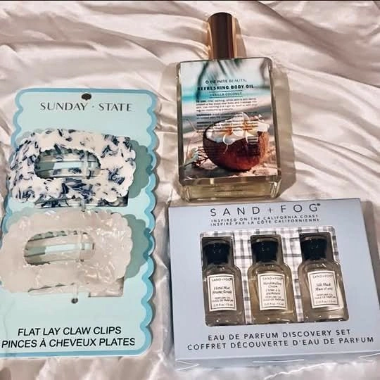 Cozy & Pampered Bundle: Robe, Candle & Beauty Set