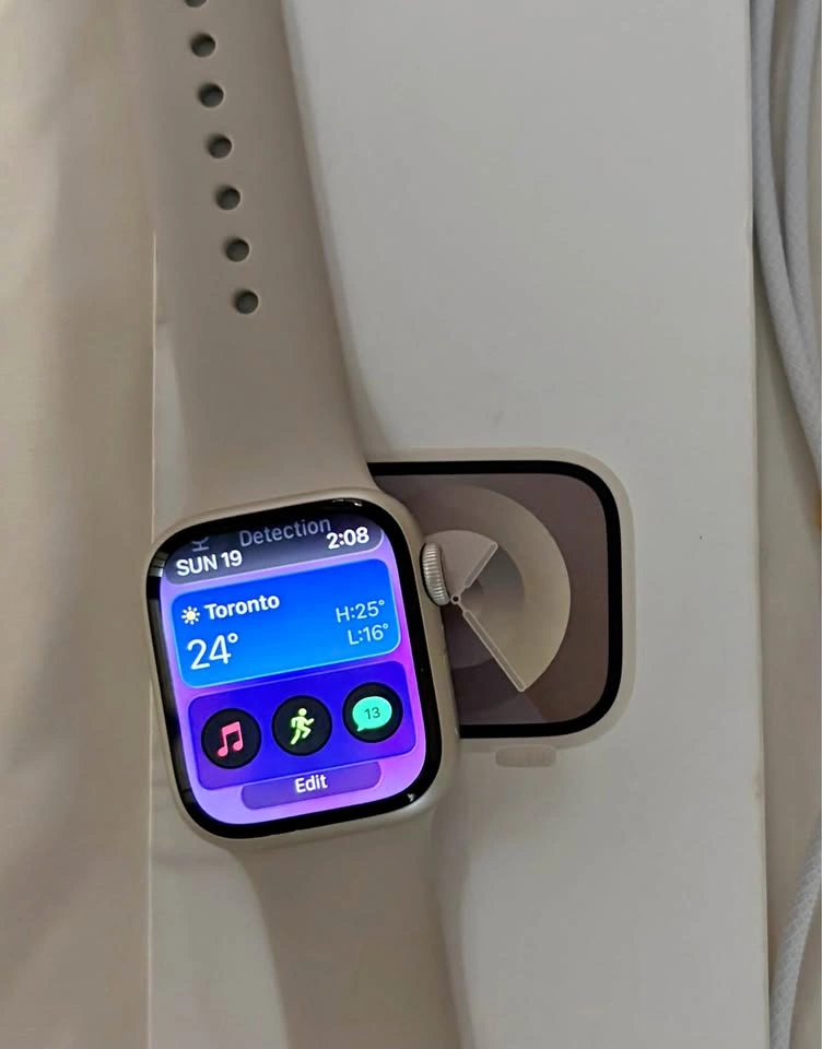 Apple Watch Series 9 41mm GPS + Cellular • 100% Battery Health