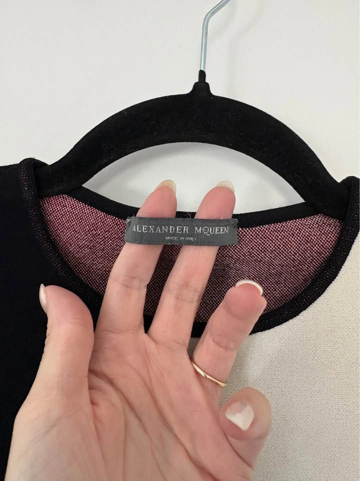 Alexander McQueen top XS-S - photo 3