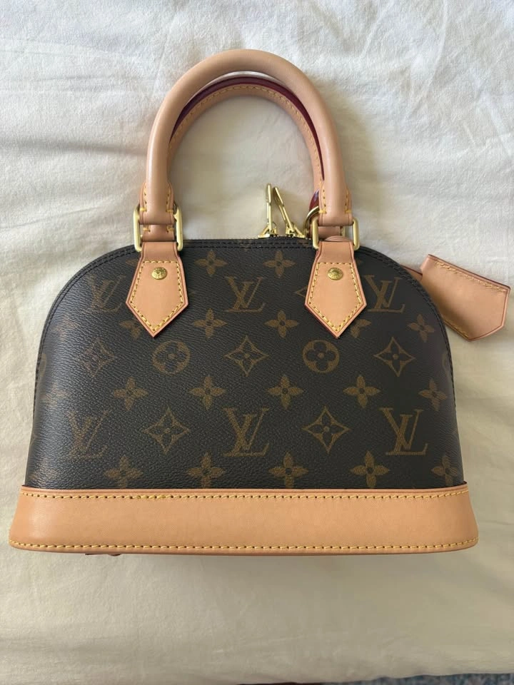 Louis Vuitton Alma BB - photo 3