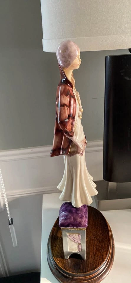 Vintage Santini Italy Flapper Lady Figurine Art Deco Woman Statu - photo 3