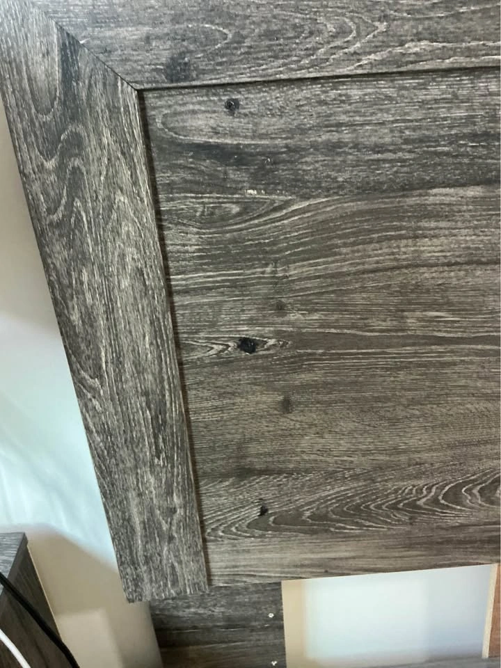 Queen Bedframe - photo 5