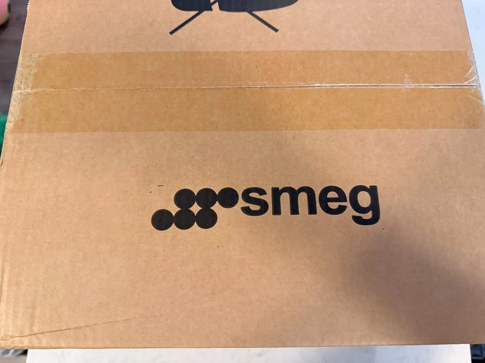 Smeg 50's Style 4-slice Toaster - TSF03PGUS - photo 4