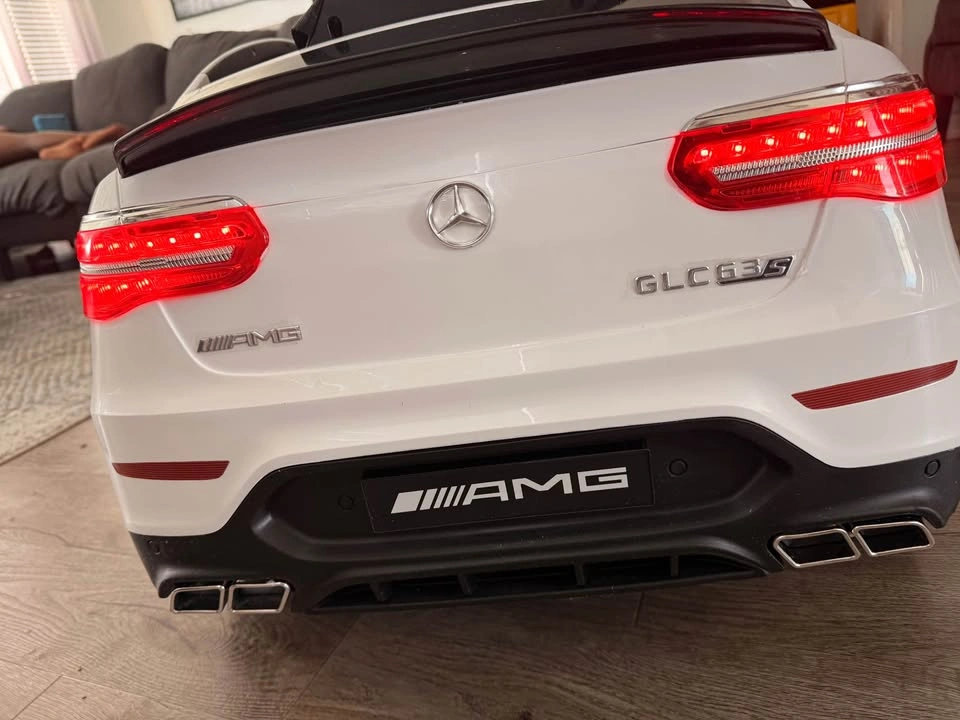 Mercedes-Benz GLC 63S AMG Kids Ride-On Car - photo 3