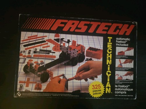 Vintage 1982 Irwin FASTECH No. 11 Construction Set