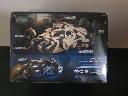 Moebius 1/25 Batman Tumbler Model Kit Dark Knight Rises w/ Bane - photo 2