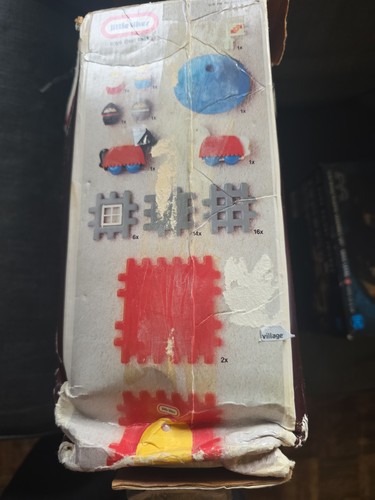Little Tikes Wee Waffle Castle Parts Incomplete - photo 4