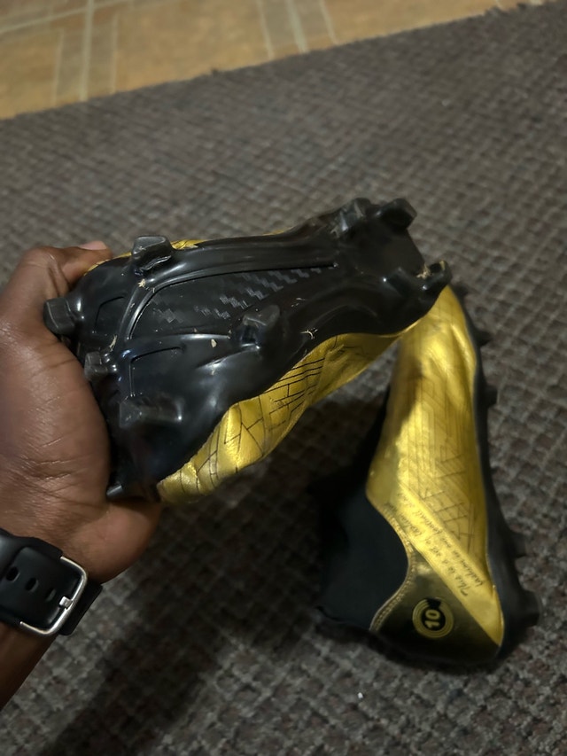 Soccer Cleats - photo 2