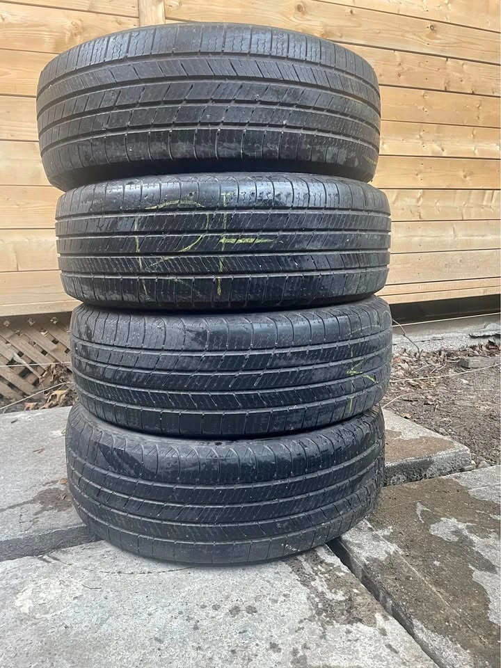 205/60R16 Michelin All Season - 4 Tires