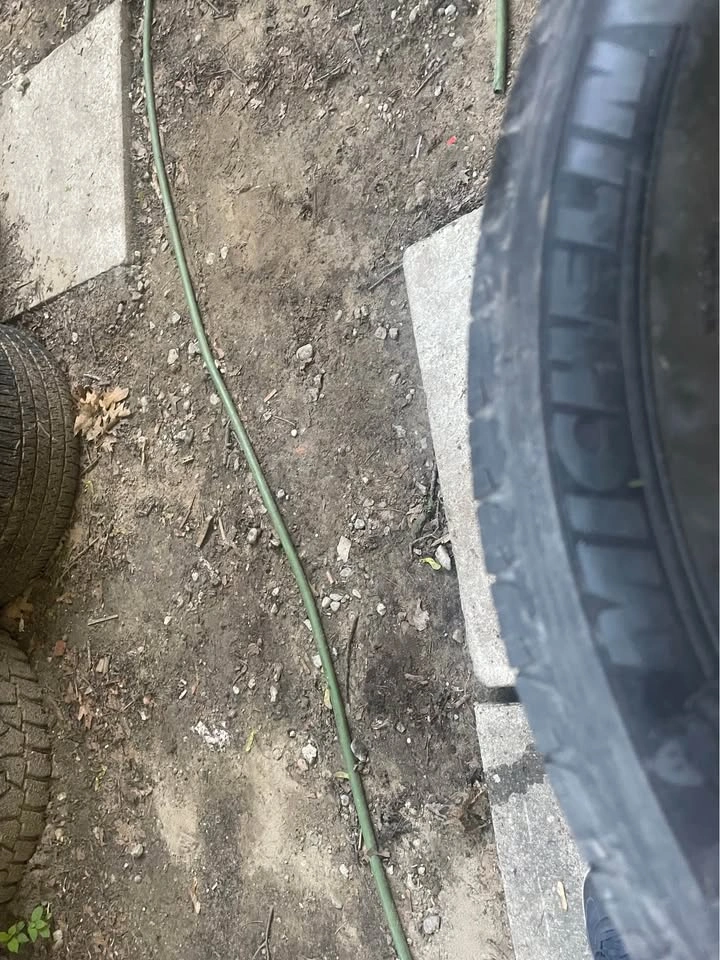 205/60R16 Michelin All Season - 4 Tires - photo 4