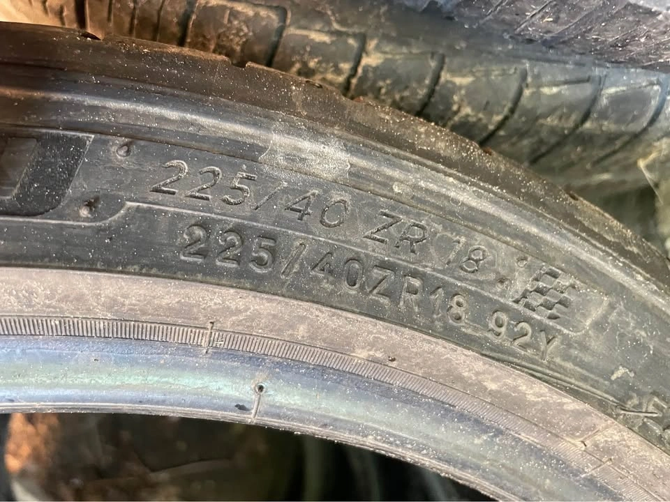 225/40R18 Tires - 4 Available - photo 4