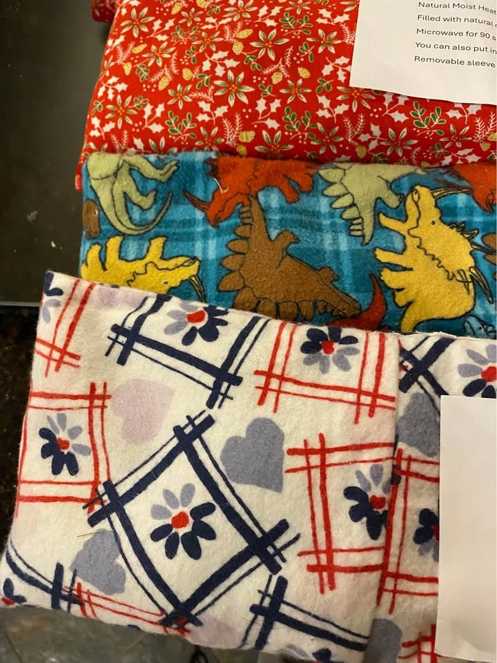 Microwaveable Heat bags. Great gift for someone with aches and p - photo 2