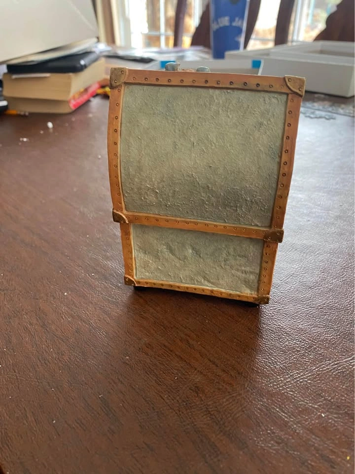Baby’s Room-Brownstone Teddy Bear Treasure Chest Music Box - photo 2