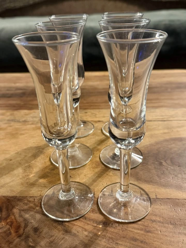 Set of 5 Swirl Wine Glasses and 6 Cordial Glasses - photo 3