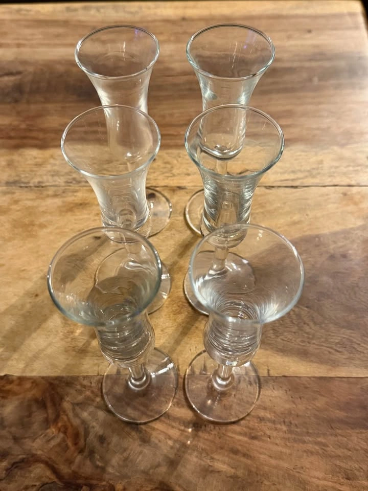 Set of 5 Swirl Wine Glasses and 6 Cordial Glasses - photo 4