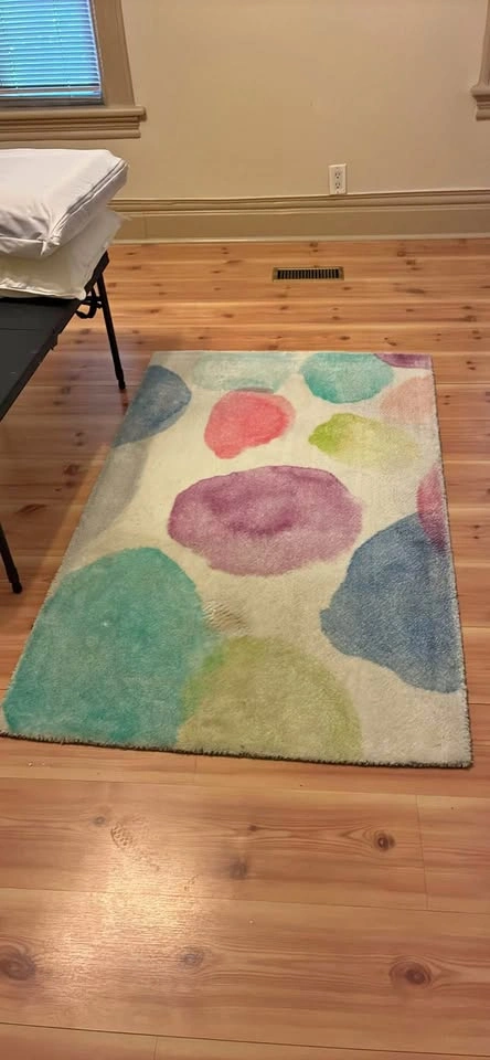 Area carpet