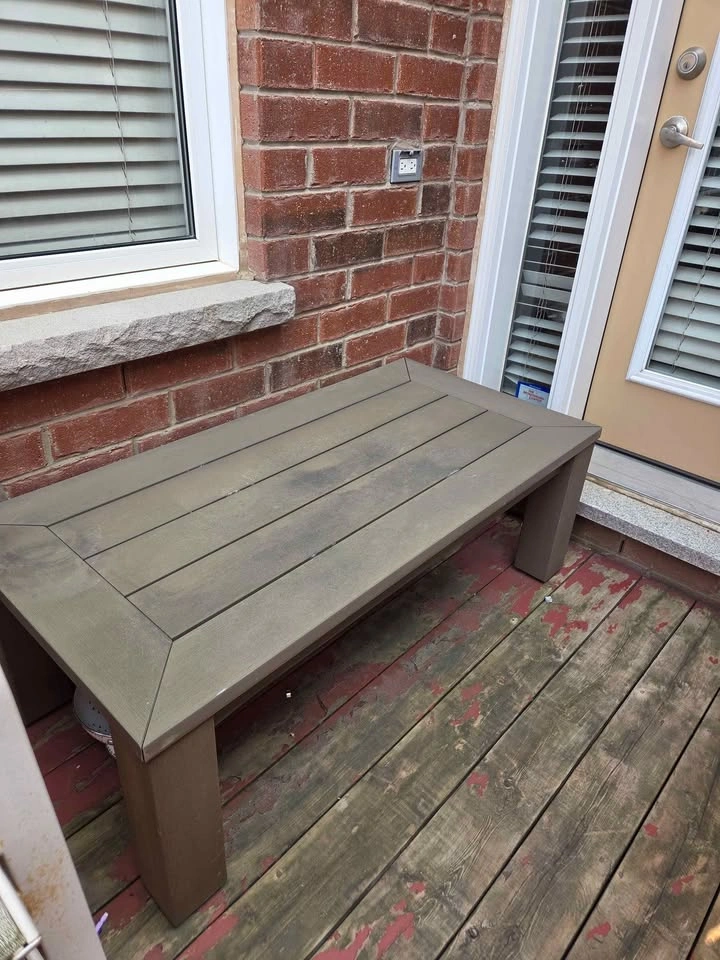 Modern Outdoor Patio Coffee Table – Grey/Brown Slatted Design - photo 2