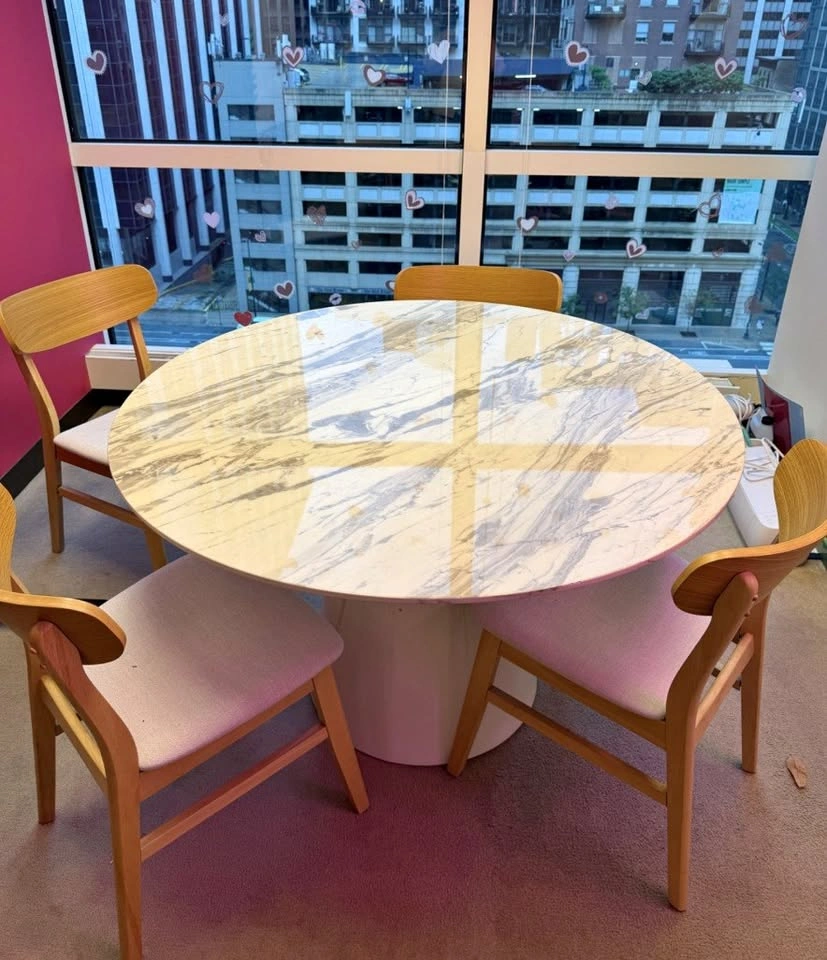 REAL Marble Round Table – Modern & Sturdy – Pickup in Chicago