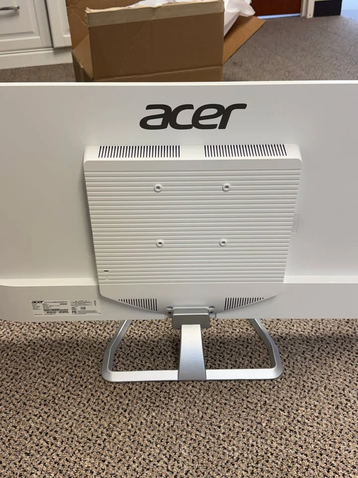 Acer Desktop Monitor – Widescreen – Chicago Downtown - photo 2