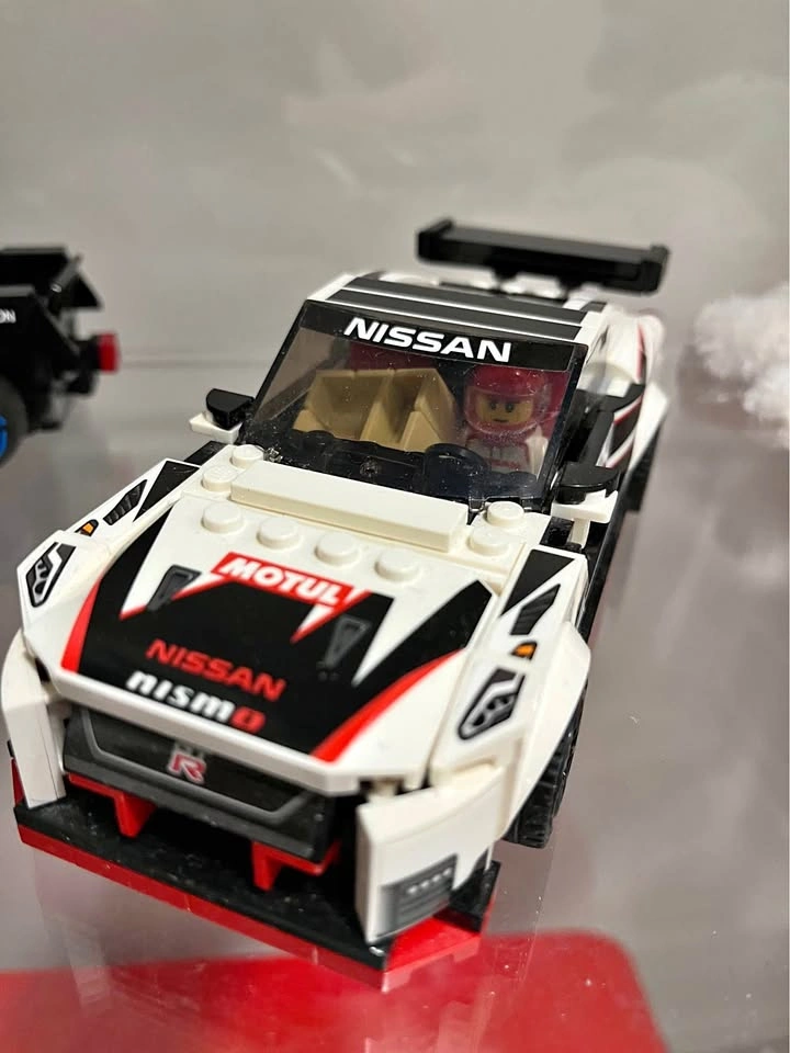 Retired Lego 76896 gtr r35