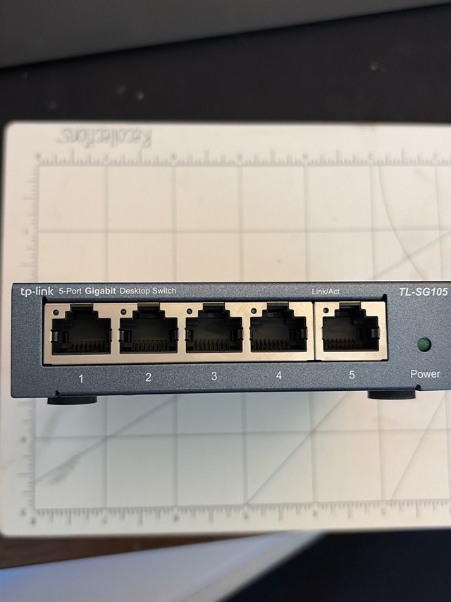 TP-Link TL-SG105 5-Port Gigabit Desktop Switch