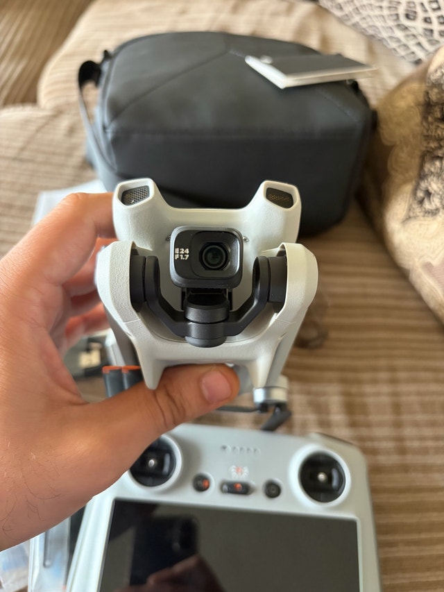 DJI Mini 3 with 3 batteries and RC Controller - photo 4