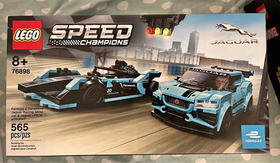 Retired Lego 76898