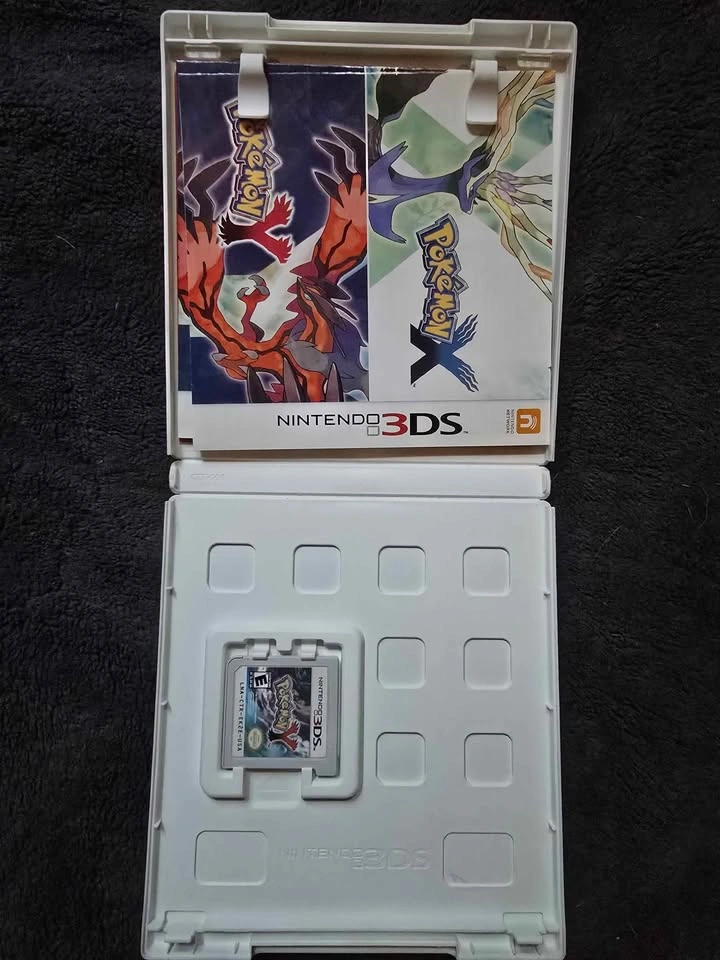 Pokémon Y (Nintendo 3DS, 2013) - photo 3