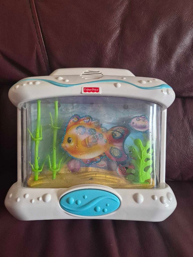 Fisher Price crib Aquarium