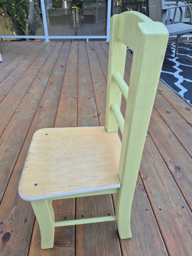 Children's wooden chair - photo 2