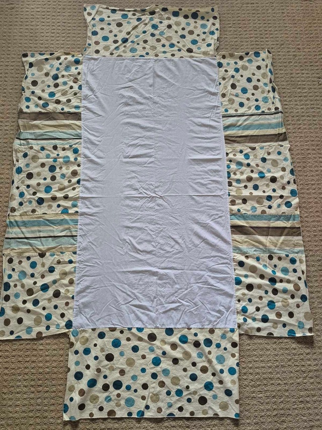 Crib bedding
