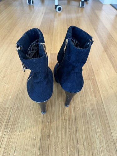 Women's Blue Suede Ankle Boots Gold Zipper Accent Women Sz 6.5 - photo 2