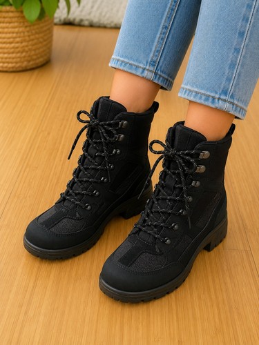 Black Women's Lace-Up Tactical Boots Size 6.5