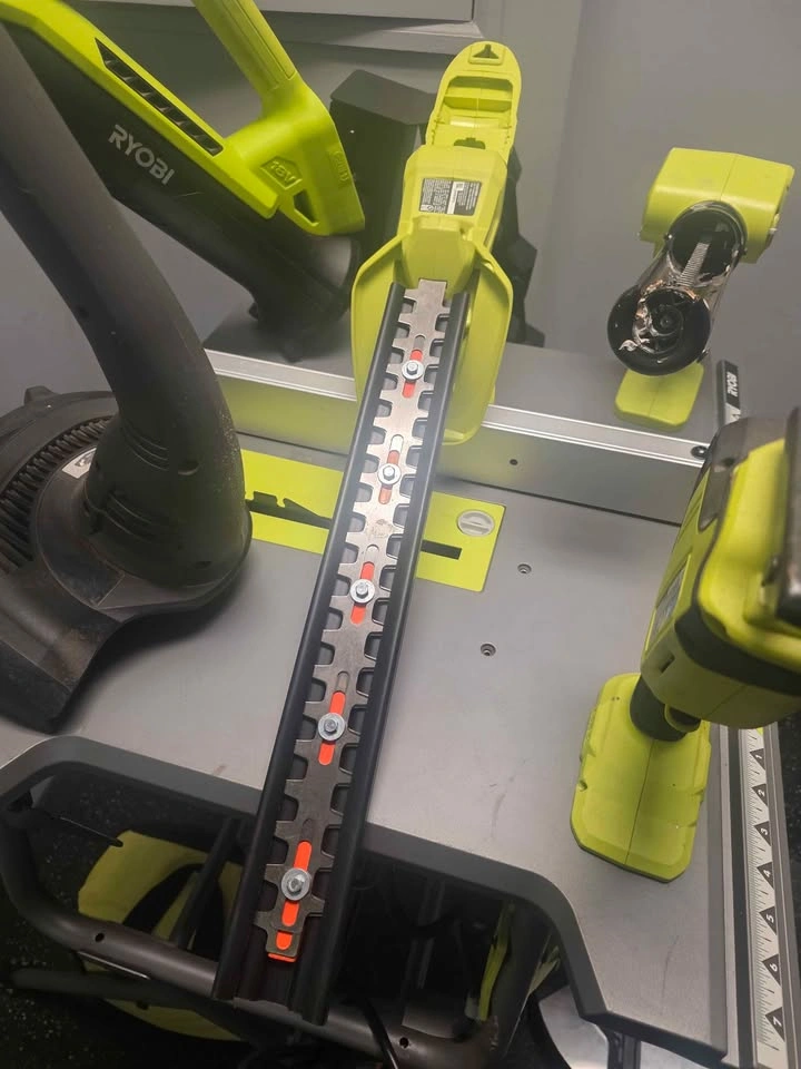 RYOBI 18V ONE+ LOT NO BATTERIES OR CHARGER (TOOL ONLY) - photo 3