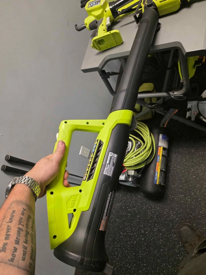 RYOBI 18V ONE+ LOT NO BATTERIES OR CHARGER (TOOL ONLY) - photo 4