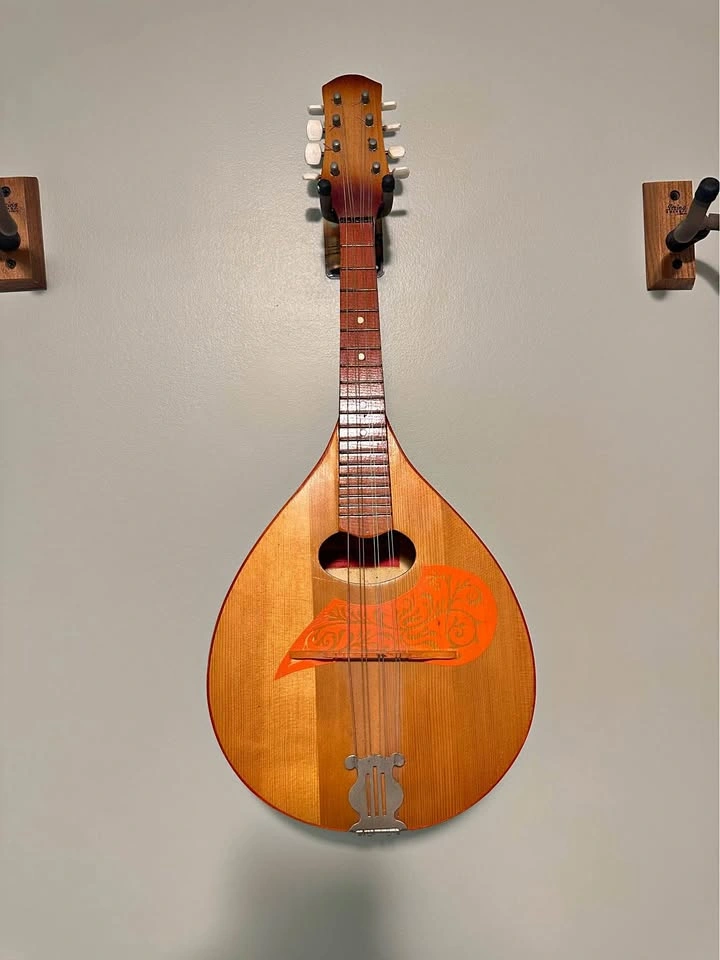 Mandolin