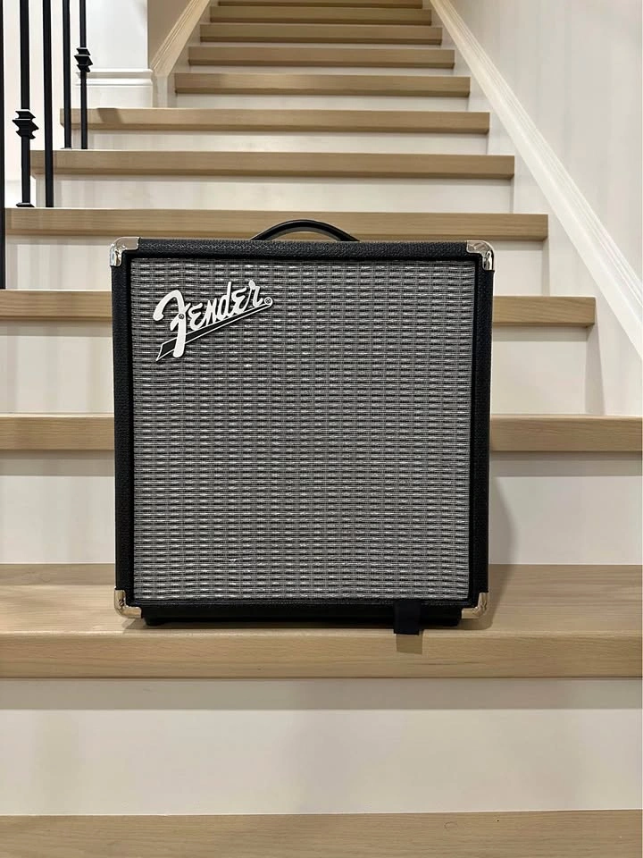 Fender Rumble 15 Bass Amp