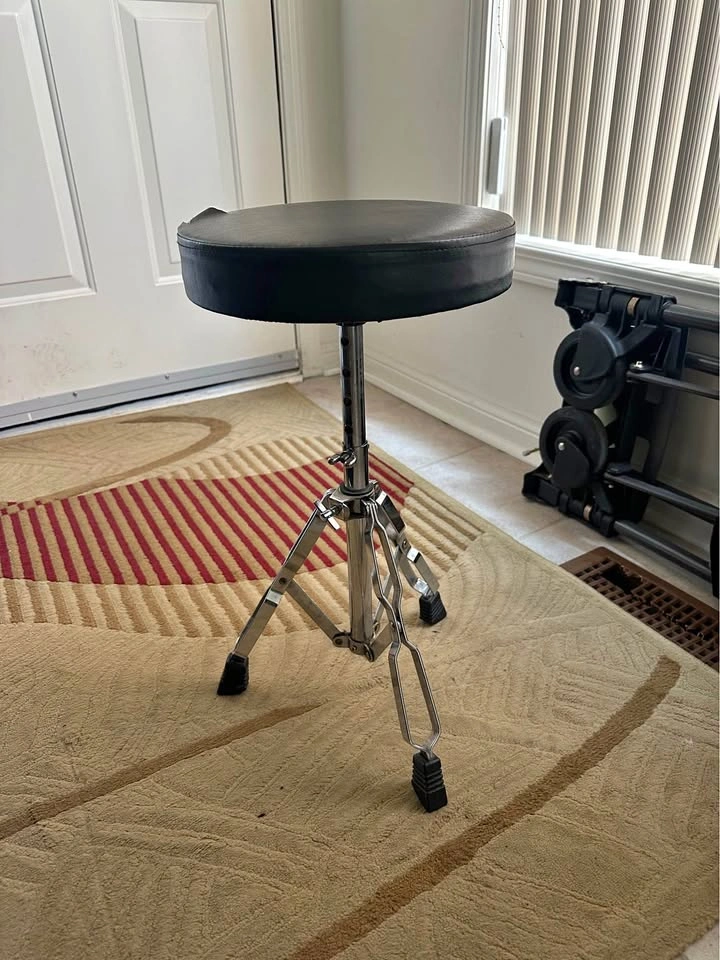 Drum Throne