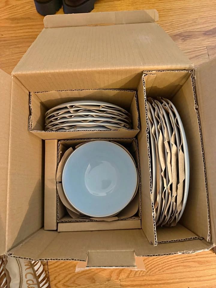 18 Piece IKEA Plates + Bonus Set