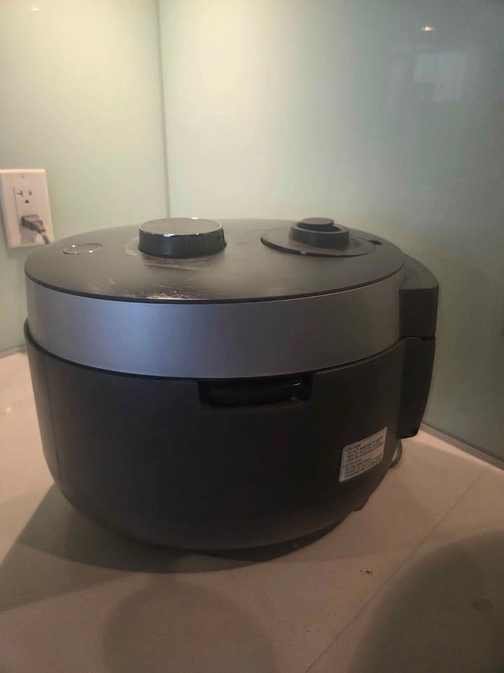 Cuckoo 10-Cup Twin Pressure Rice Cooker (120V) - photo 4